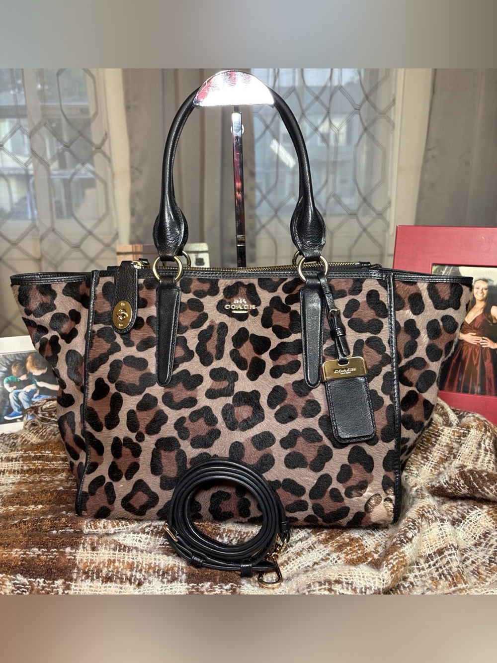 Coach Leopard Print Calf Hair Crossbody Carryall 3 Compartment Twistlock Handbag - Picture 5 of 16